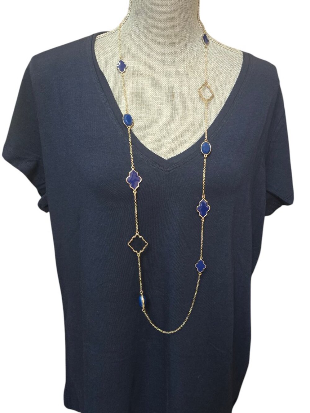 Women's Trendy Gold Plated Blue Enamel Resin Station Chain Necklace NWOT